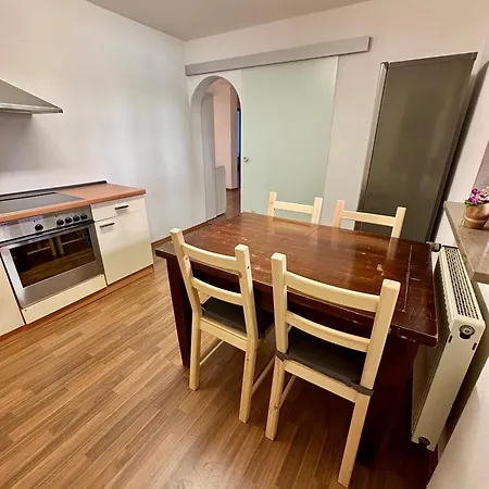 Apartment Herzo - Bis Zu 8 Personen - 4 Schlafzimmer - Innenstadt Herzogenaurach