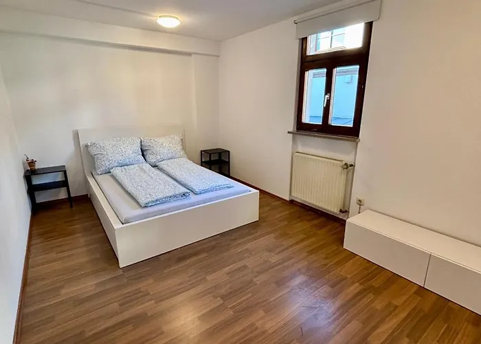 Herzo - Bis Zu 8 Personen - 4 Schlafzimmer - Innenstadt *